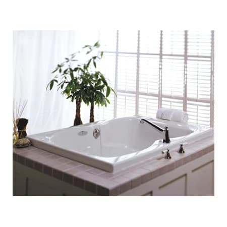 A large image of the Jacuzzi MIT7242 WCL 2XX Jacuzzi MIT7242 WCL 2XX