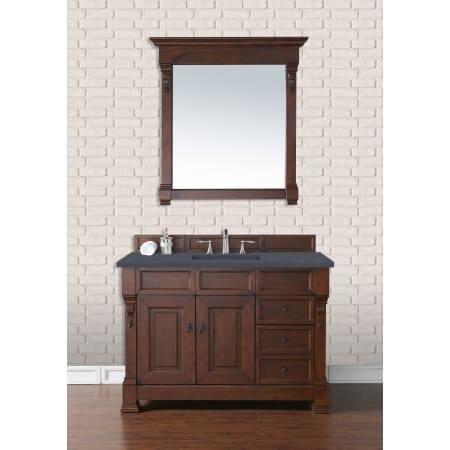 A large image of the James Martin Vanities 147-114-526-3CSP Alternate Image