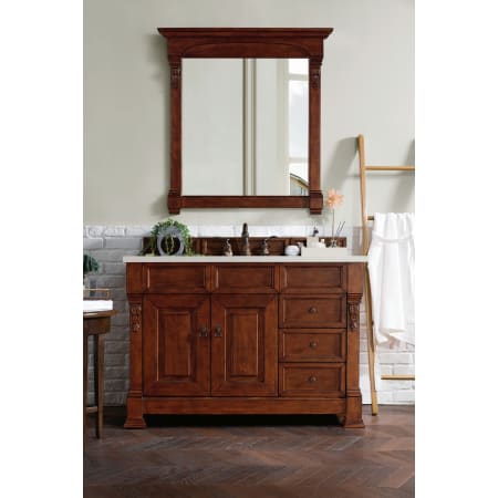 A large image of the James Martin Vanities 147-114-526-3LDL Alternate Image