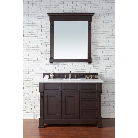 A large image of the James Martin Vanities 147-114-526-3WZ Alternate Image