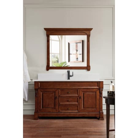 A large image of the James Martin Vanities 147-114-531-1WZ Alternate Image