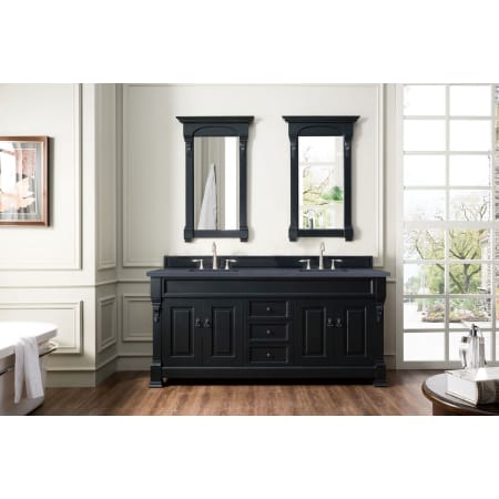 A large image of the James Martin Vanities 147-114-571-3CSP Alternate Image