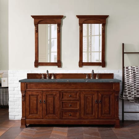 A large image of the James Martin Vanities 147-114-571-3PBL Alternate Image