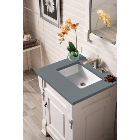 A large image of the James Martin Vanities 147-V26-3CBL Alternate Image