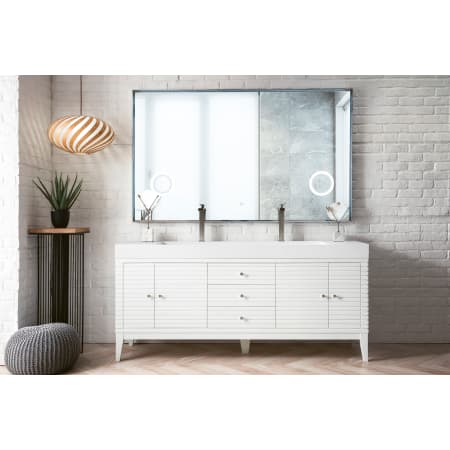A large image of the James Martin Vanities 210-V72D Alternate View