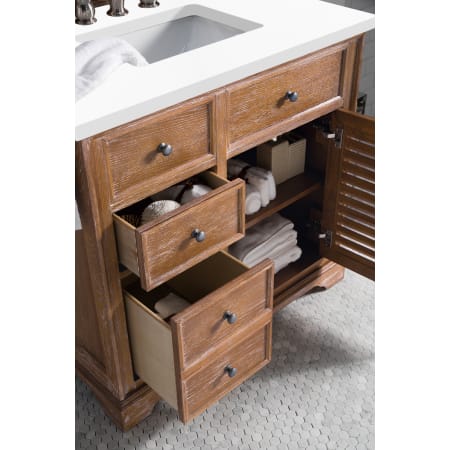 A large image of the James Martin Vanities 238-104-551-3WZ Alternate Image