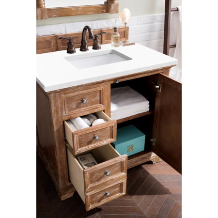 A large image of the James Martin Vanities 238-105-551-3WZ Alternate Image