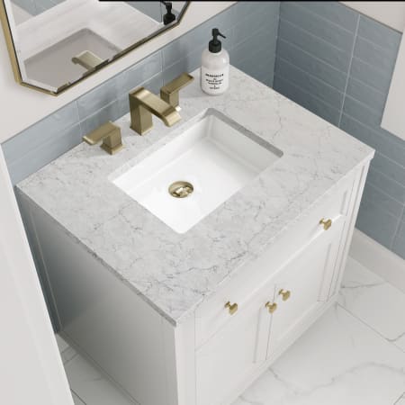 A large image of the James Martin Vanities 305-V30-3EJP Alternate Image