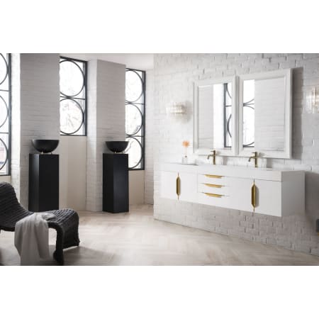 A large image of the James Martin Vanities 389-V72D-G-GW Alternate Image