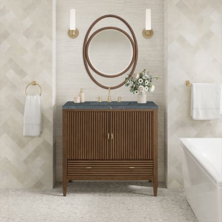 A large image of the James Martin Vanities 485-V36-3PBL Alternate Image