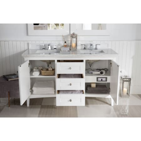 A large image of the James Martin Vanities 527-V60D-3AF Alternate Image