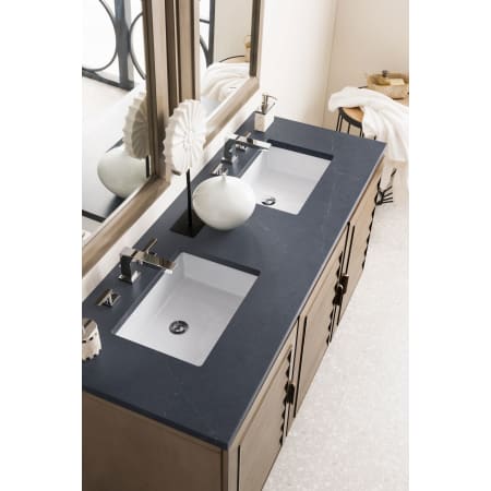 A large image of the James Martin Vanities 620-V60D-3CSP Alternate Image