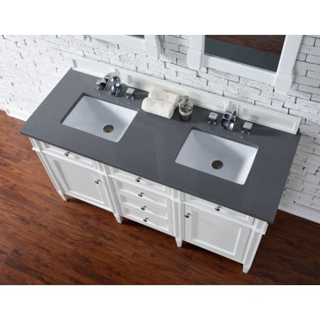 A large image of the James Martin Vanities 650-V60D-3CSP Alternate Image