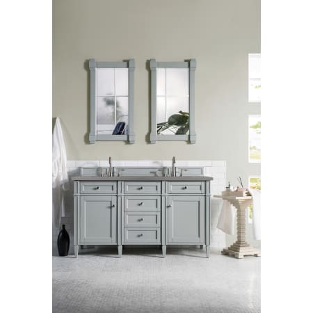 A large image of the James Martin Vanities 650-V60D-3GEX Alternate Image