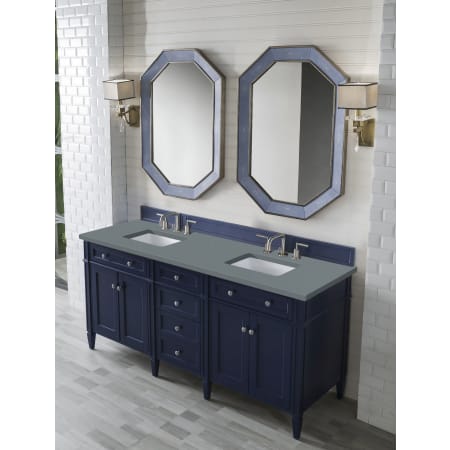 A large image of the James Martin Vanities 650-V72-3CBL Alternate Image