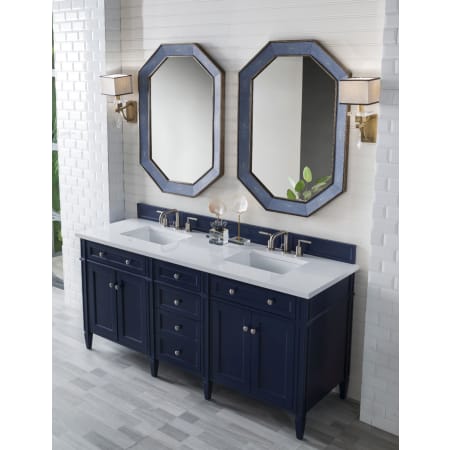 A large image of the James Martin Vanities 650-V72-3CLW Alternate Image