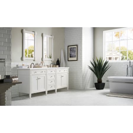 A large image of the James Martin Vanities 650-V72-3CLW Alternate Image