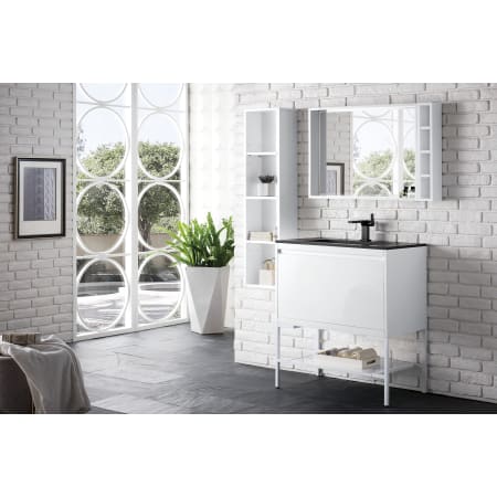 A large image of the James Martin Vanities 801V31.5GWCHB Alternate Image
