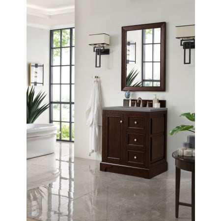 A large image of the James Martin Vanities 825-V30-3GEX Alternate Image