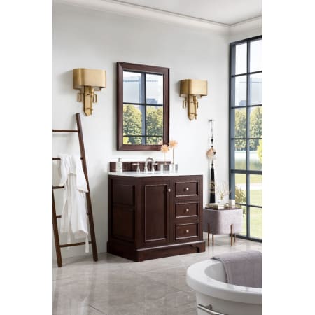 A large image of the James Martin Vanities 825-V36-3AF Alternate Image