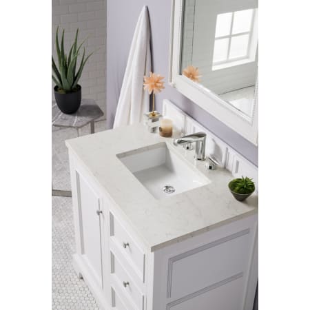 A large image of the James Martin Vanities 825-V36-3EJP Alternate Image