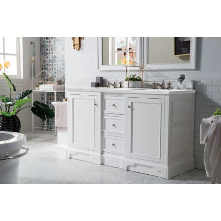 A large image of the James Martin Vanities 825-V60D-3ENC Alternate Image