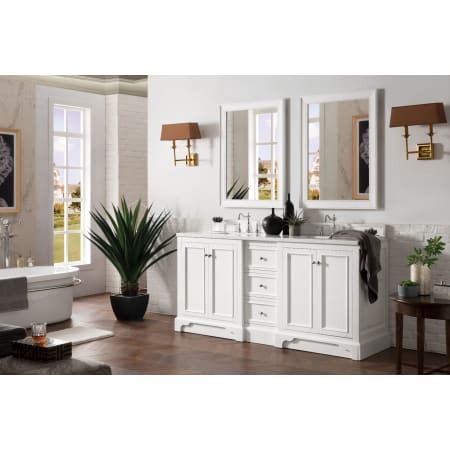 A large image of the James Martin Vanities 825-V72-3AF Alternate Image