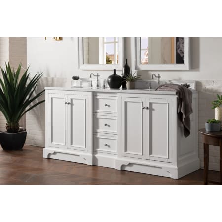 A large image of the James Martin Vanities 825-V72-3AF Alternate Image