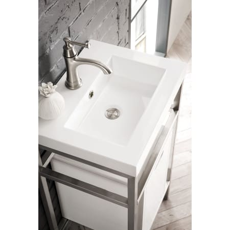 A large image of the James Martin Vanities C105V20SCGWWG Alternate Image