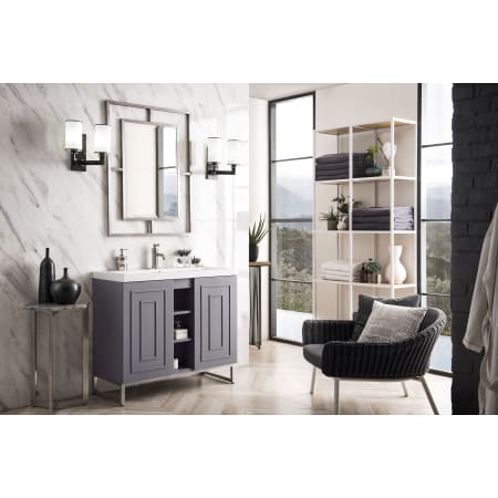 A large image of the James Martin Vanities E110V39.5BNKWG Alternate Image