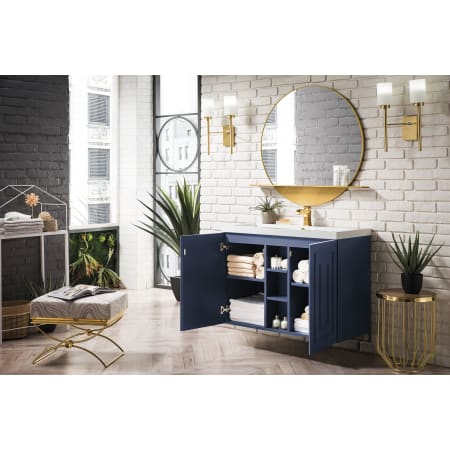 A large image of the James Martin Vanities E110V39.5WG Alternate Image