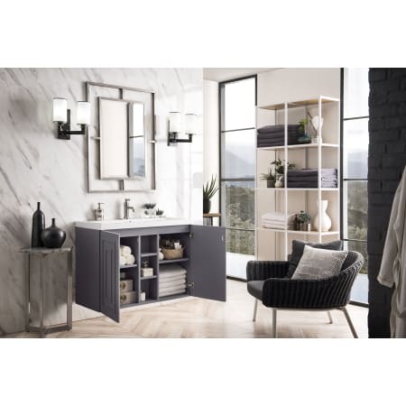 A large image of the James Martin Vanities E110V39.5WG Alternate Image