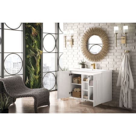 A large image of the James Martin Vanities E110V39.5WG Alternate Image