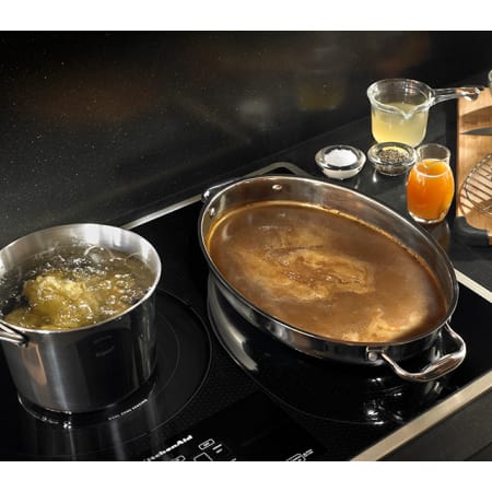 A large image of the KitchenAid KICU569X KitchenAid KICU569X