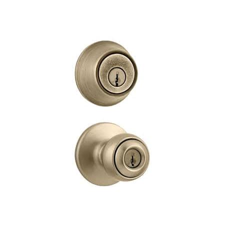 A large image of the Kwikset 695P Antique Brass