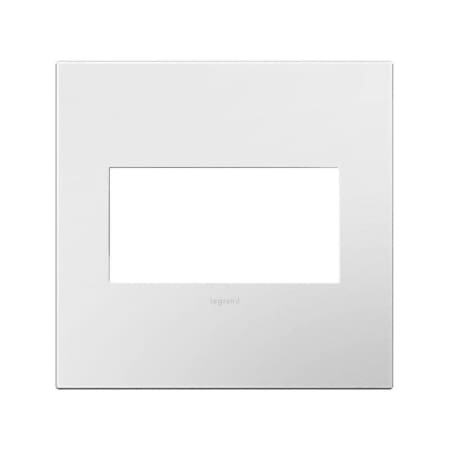 A large image of the Legrand AWP2GWHW10 Gloss White on White
