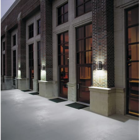 A large image of the Lithonia Lighting OLLWU LED MVOLT M6 Lithonia Lighting-OLLWU LED MVOLT M6-Application Image