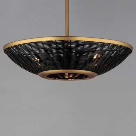 A large image of the Maxim 14462BR Alternate Image