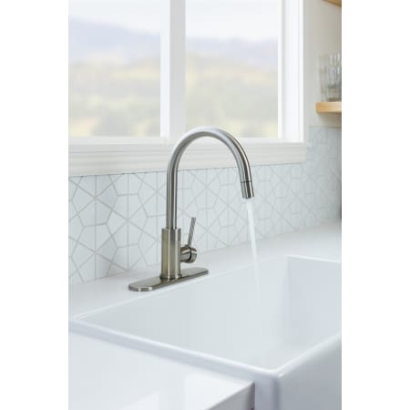 A large image of the Miseno MK003 Faucet Spray