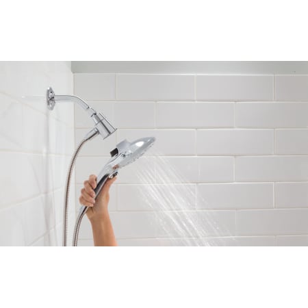 A large image of the Moen 3662EP Moen-3662EP-Chrome In Use