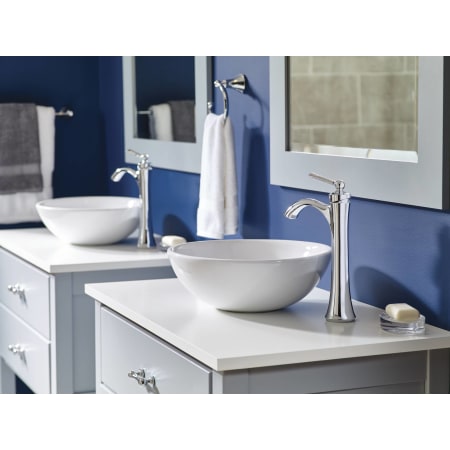 A large image of the Moen 4507 Moen 4507