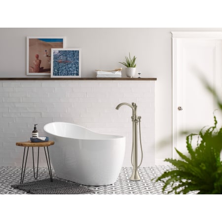 A large image of the Moen 655 Alternate