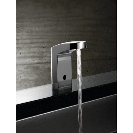 A large image of the Moen 8551 Moen 8551