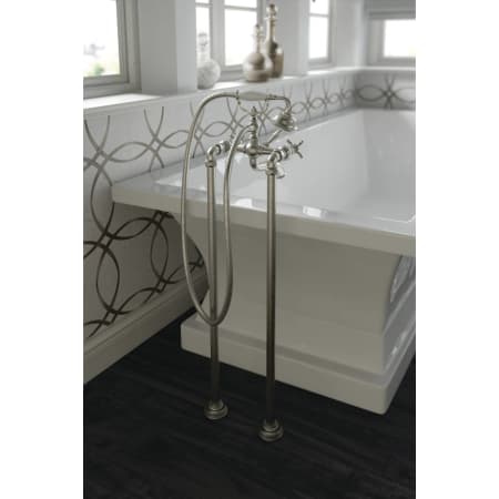 Moen S22105bn Brushed Nickel Weymouth Wall Mounted