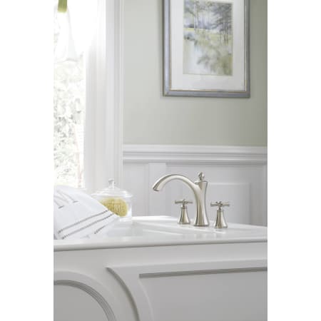 A large image of the Moen T657 Moen T657
