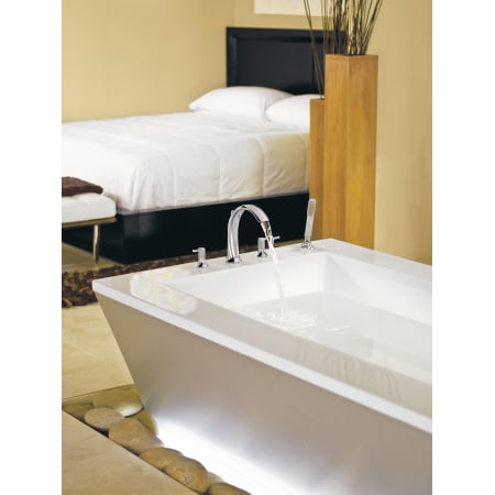 A large image of the Moen TS21704 Moen-TS21704-Running Roman Tub Faucet in Chrome