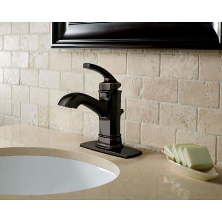 A large image of the Moen WS84414M Alternate View