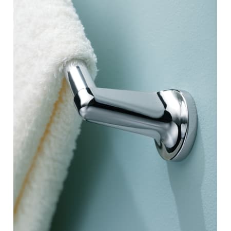 A large image of the Moen 5818 Moen 5818