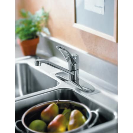 A large image of the Moen 7445 Moen 7445