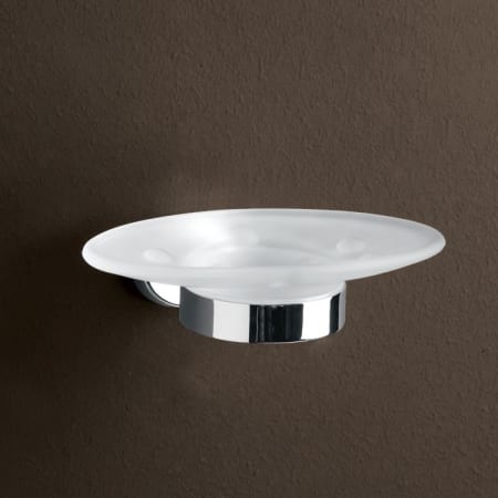 A large image of the Nameeks 3711 Polished Chrome